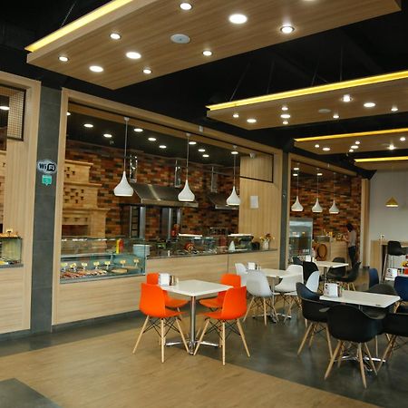 Hotel Lider Complex Vayk Exterior photo