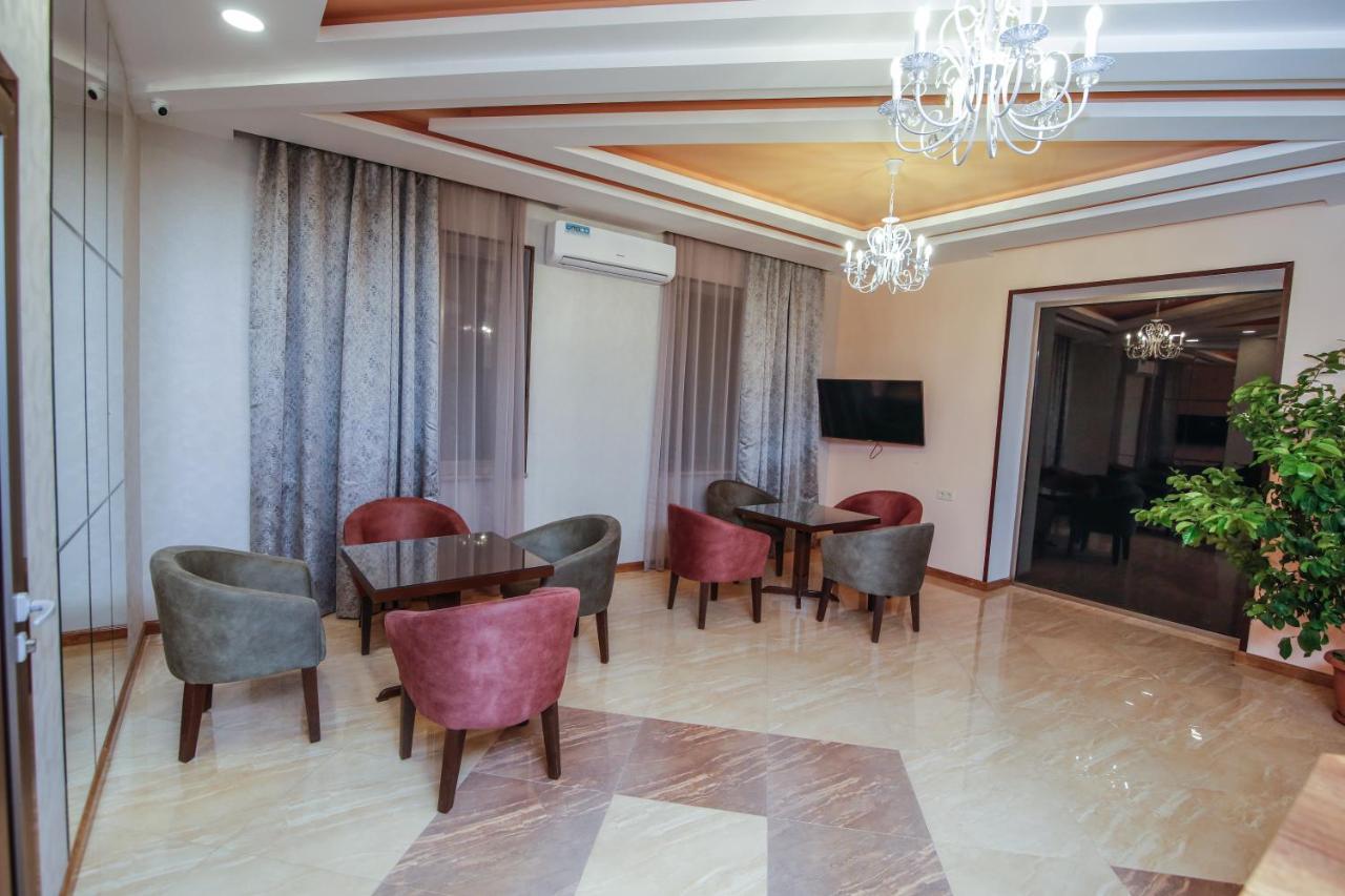 Hotel Lider Complex Vayk Exterior photo